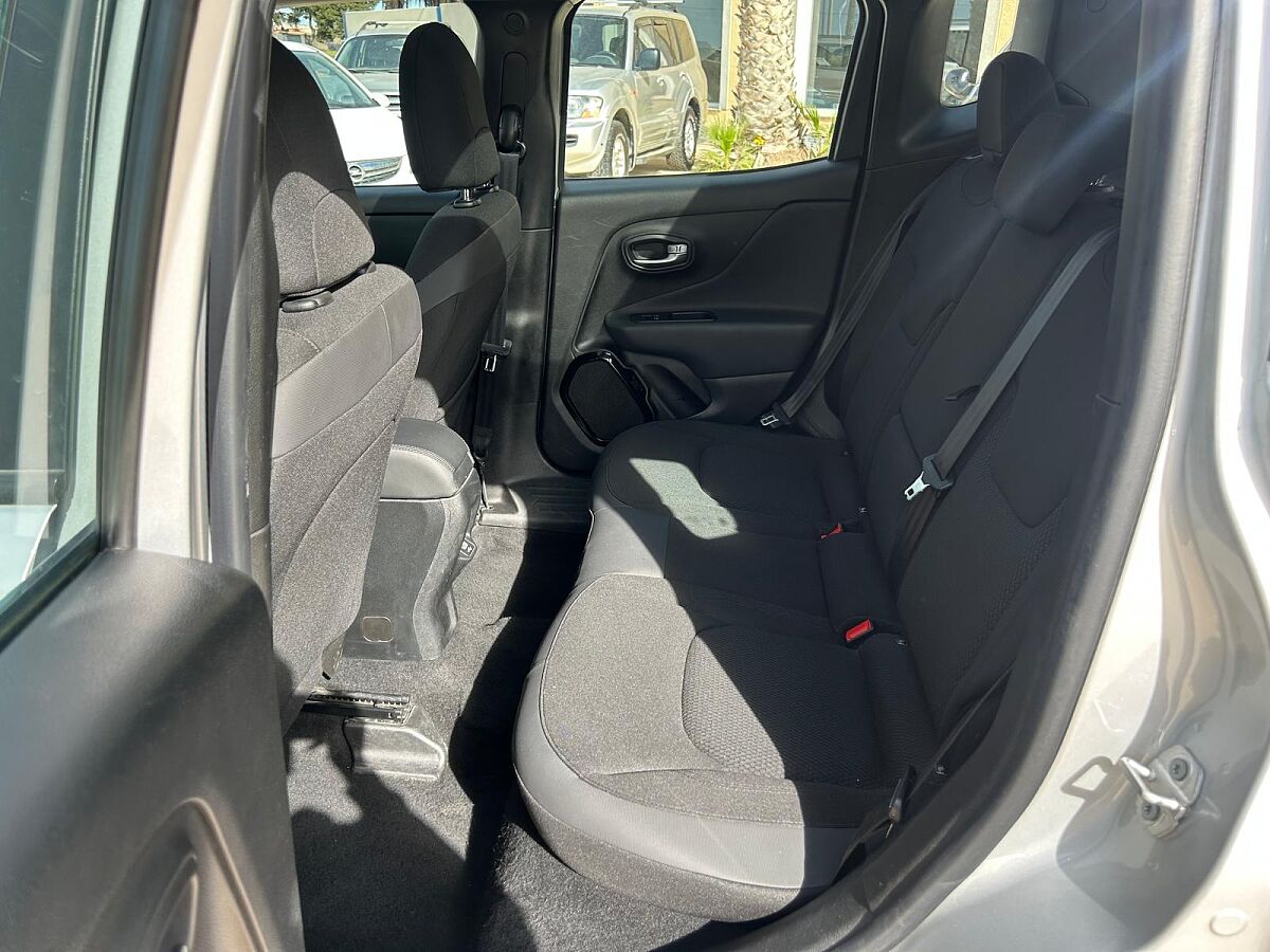 JEEP RENEGADE NIGHT EAGLE 1.3 TGDI AUTO SPANISH LHD IN SPAIN 74000 MILES 2019